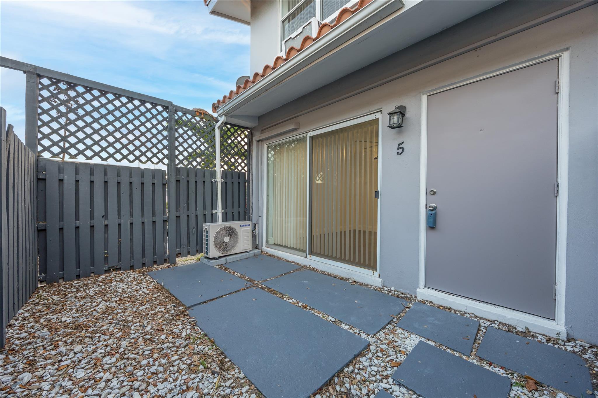 CORAL HIGHLANDS RESUB BLK - Residential Lease