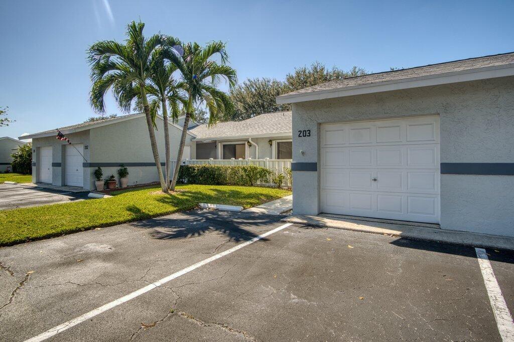 ARBOURS II OF THE PALM BE - Residential