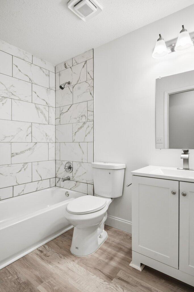 ARBOURS II OF THE PALM BE - Residential