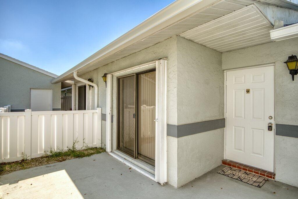 ARBOURS II OF THE PALM BE - Residential