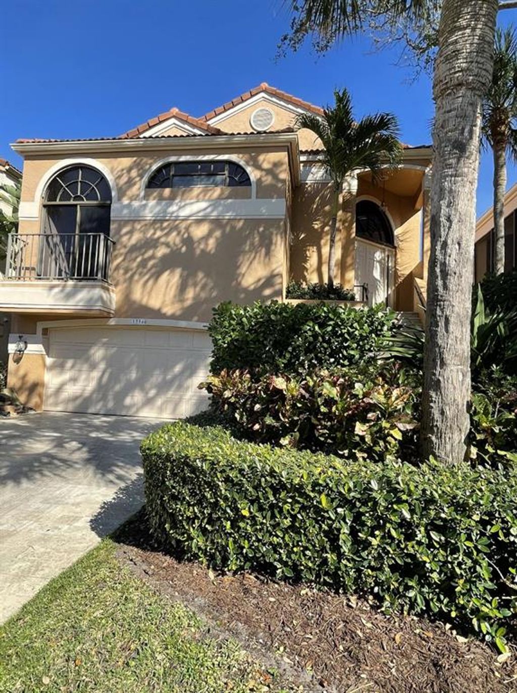 Photo of 13340 Mangrove Isle Drive, Palm Beach Gardens, FL 33410 (MLS # R10689508)