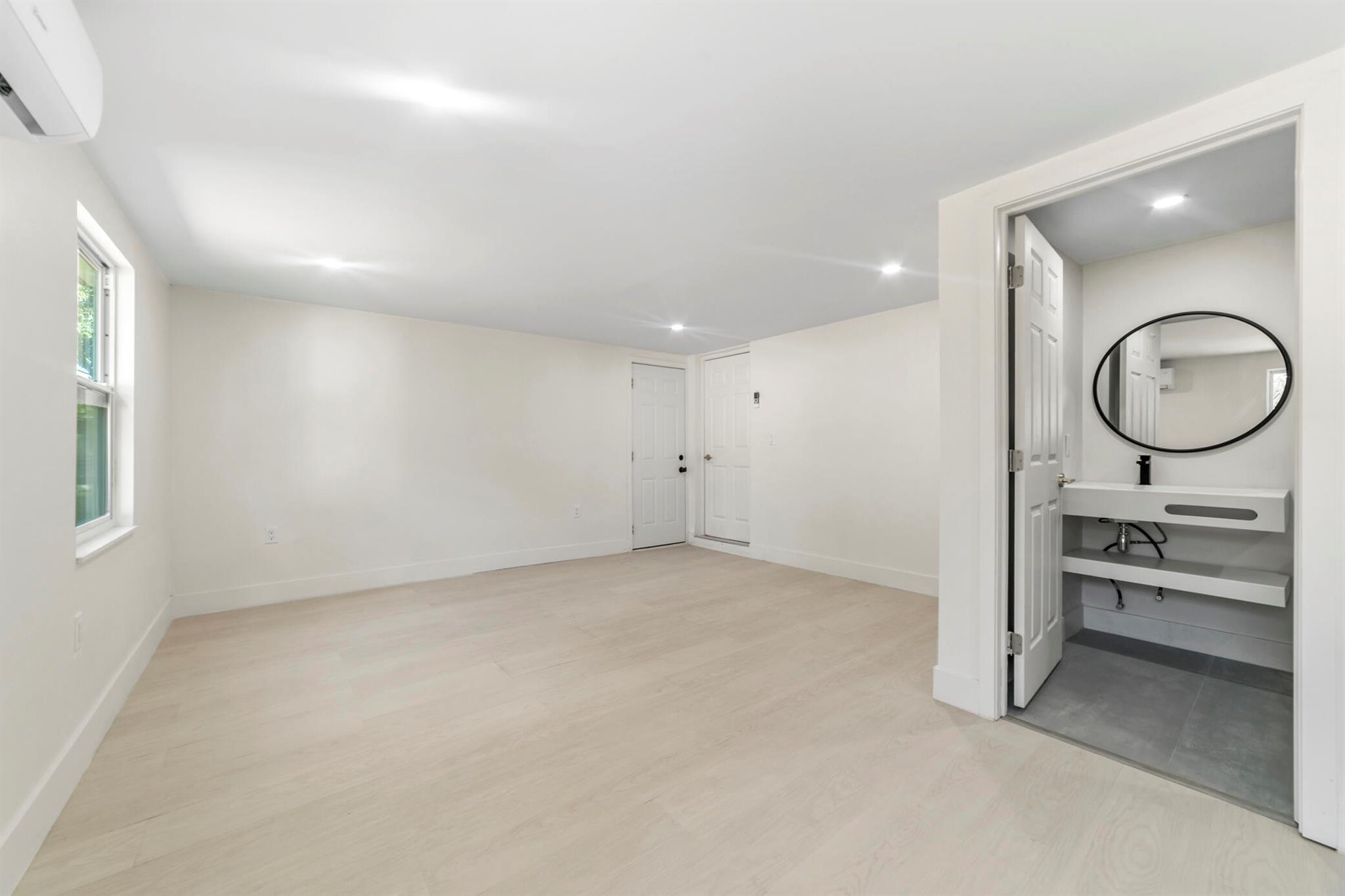 STEVEN HOMESITES - Residential