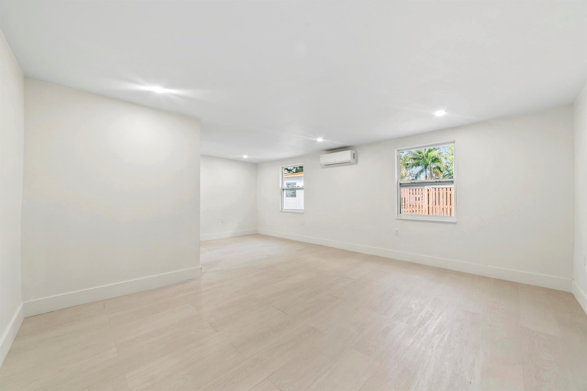 STEVEN HOMESITES - Residential