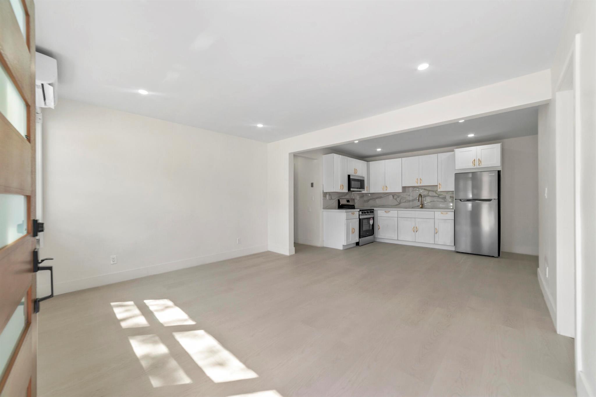 STEVEN HOMESITES - Residential