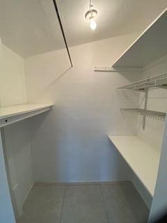 CRESTHAVEN VILLAS CONDO 23 - Residential Lease