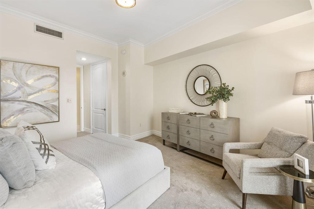 ESPLANADE GRANDE CONDO - Residential