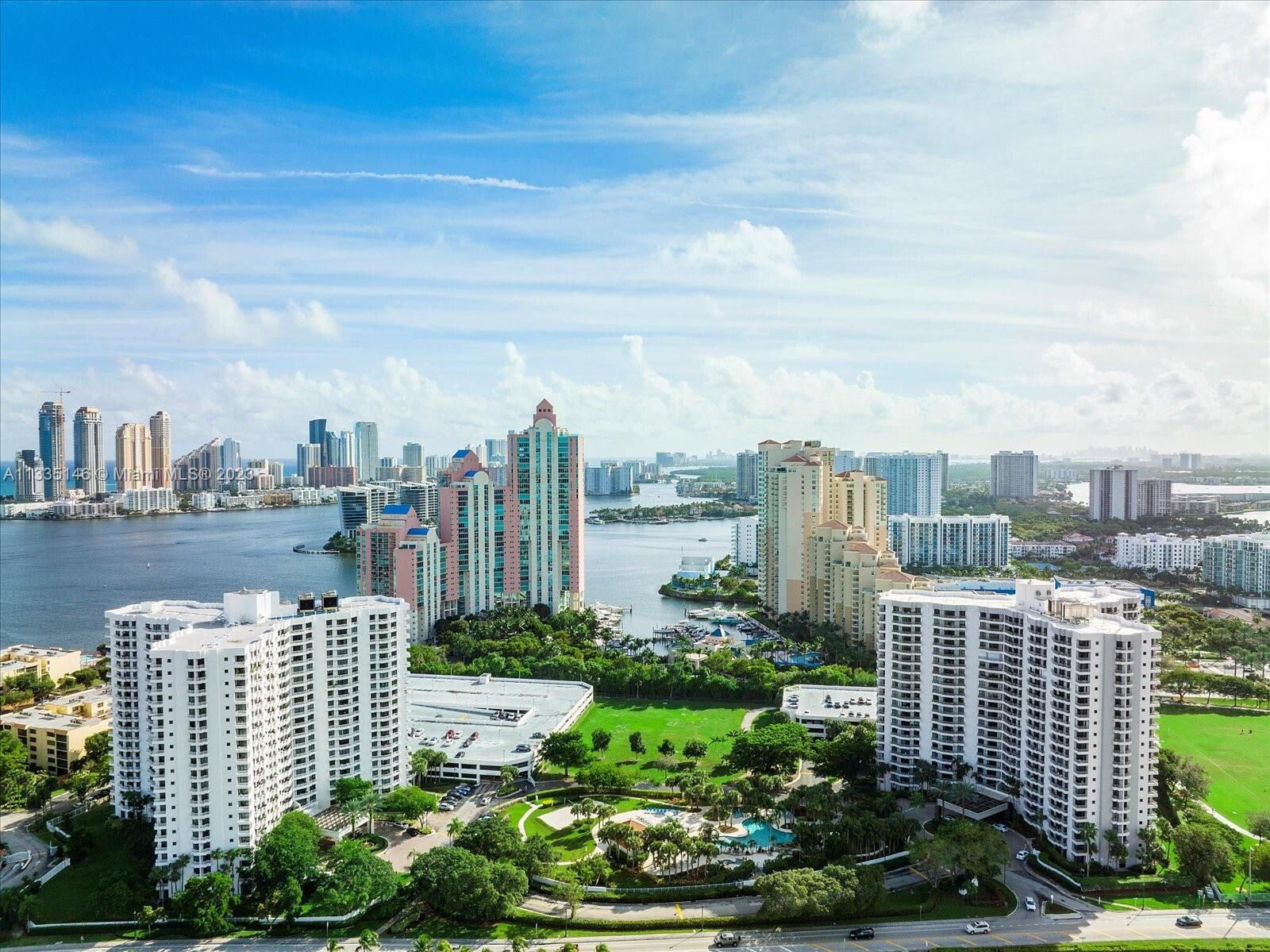 PARC CENTRAL AVENTURA EAS - Residential Lease