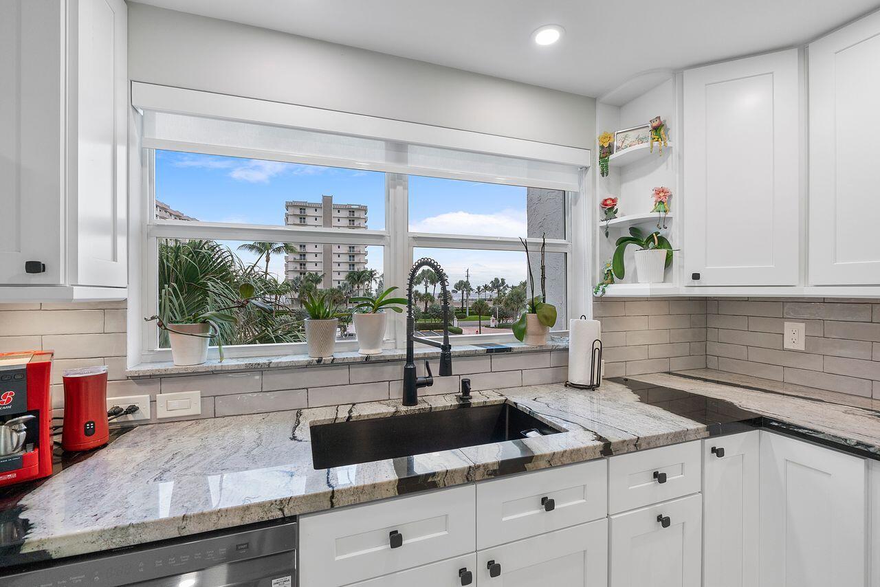 SEAGATE OF HIGHLAND CONDO - Residential