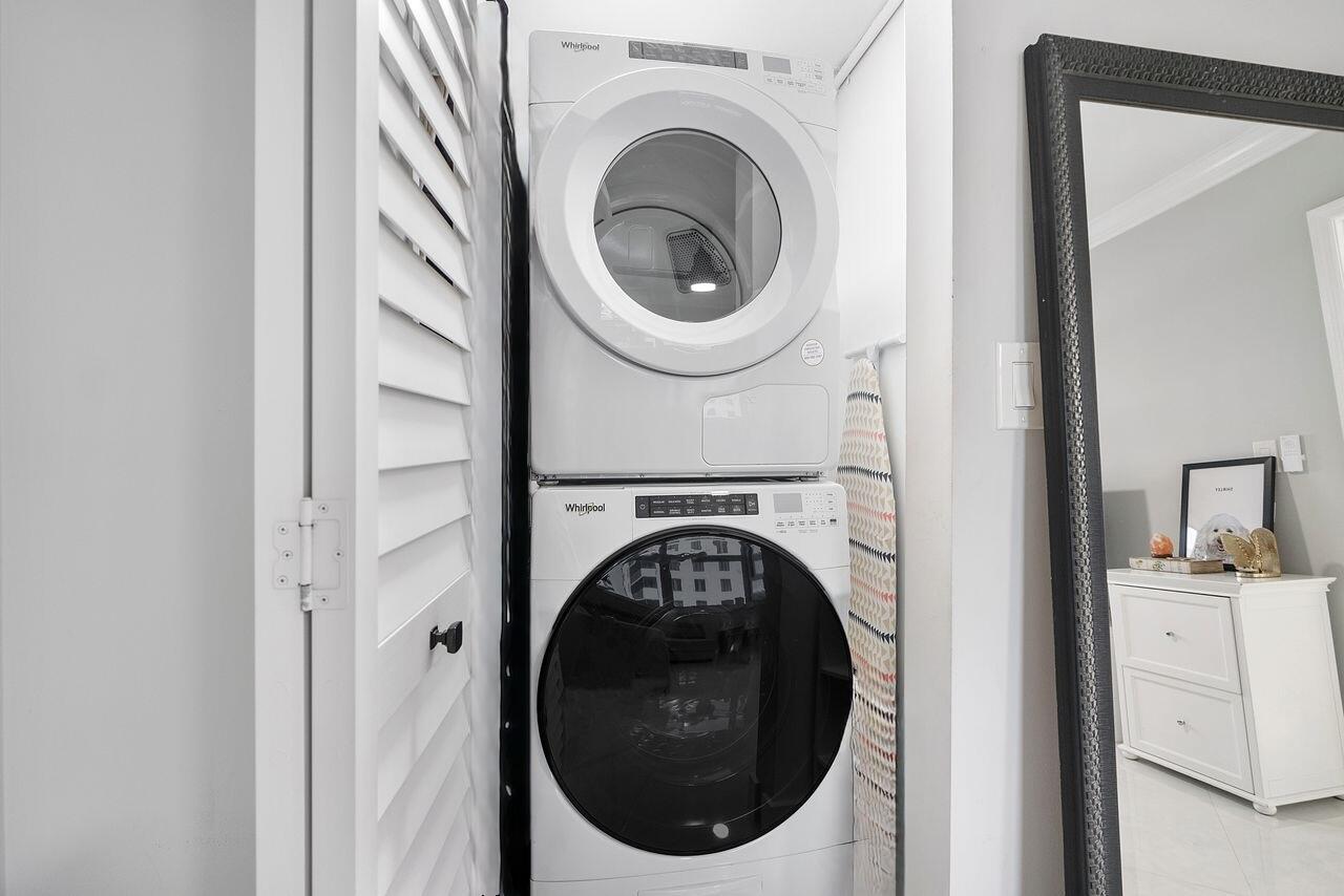 SEAGATE OF HIGHLAND CONDO - Residential