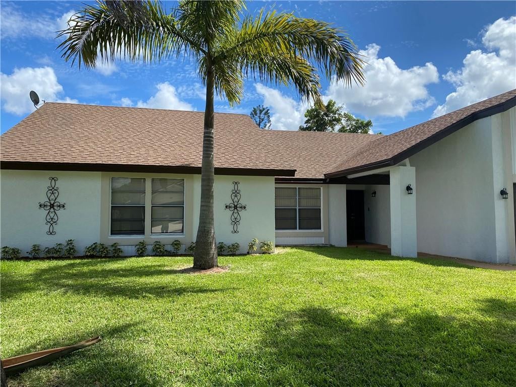 7408 NW 48TH Court