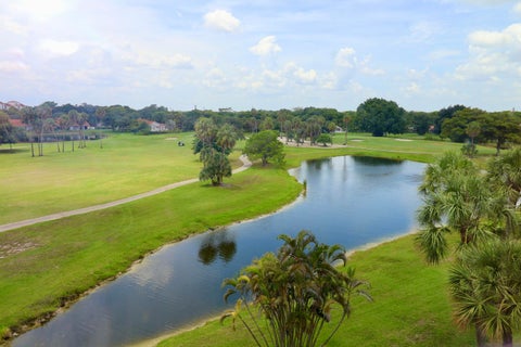 Tiny photo for 3980 OAKS CLUBHOUSE Drive #511, Pompano Beach, FL 33069 (MLS # B26069424)