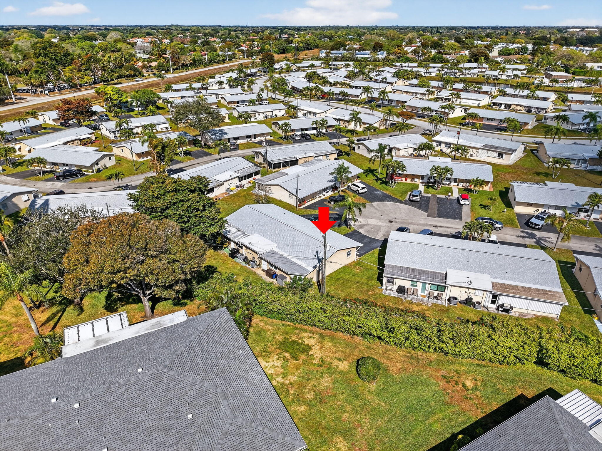 IMPERIAL VILLAS CONDO - Residential