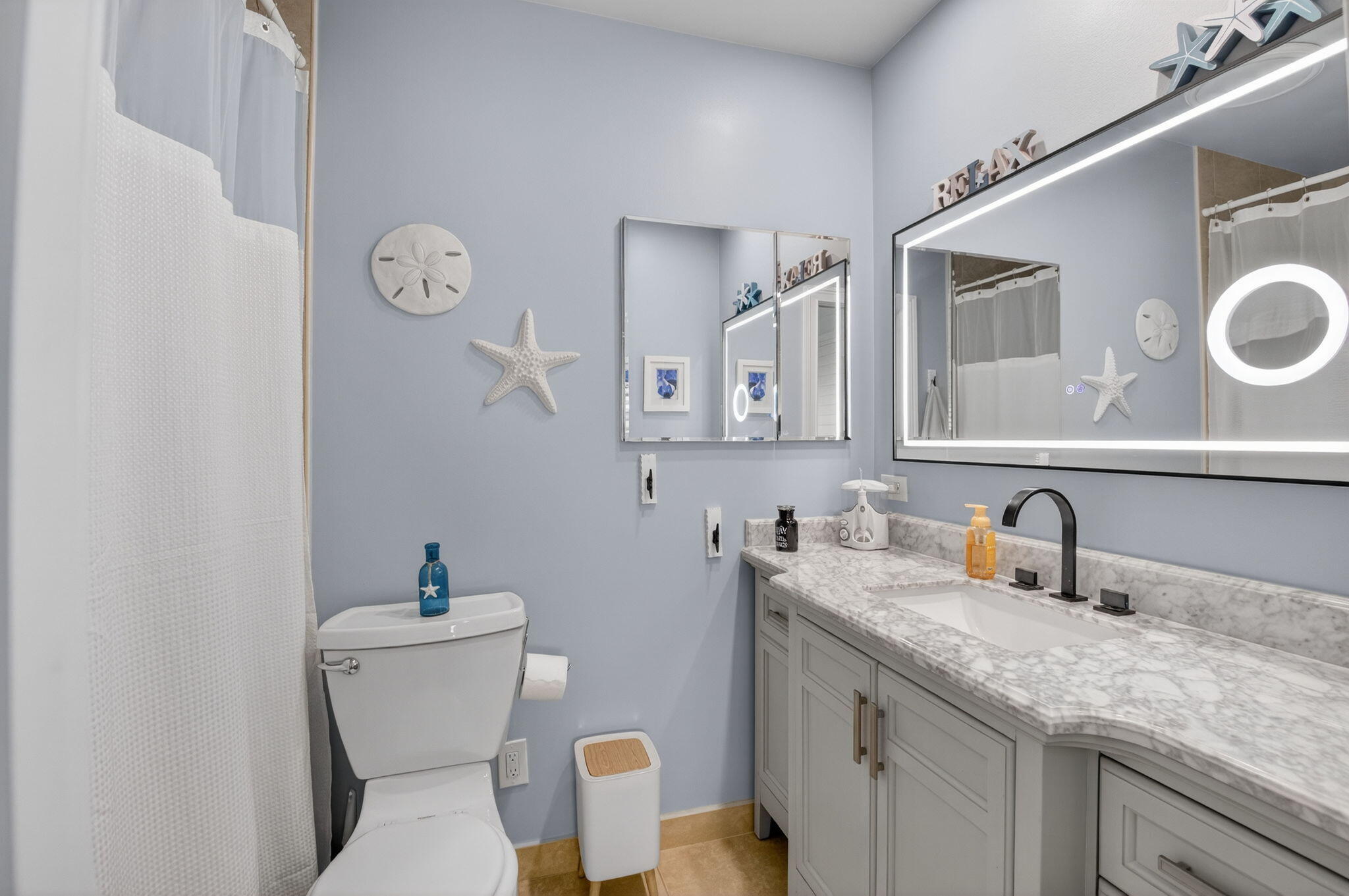 IMPERIAL VILLAS CONDO - Residential