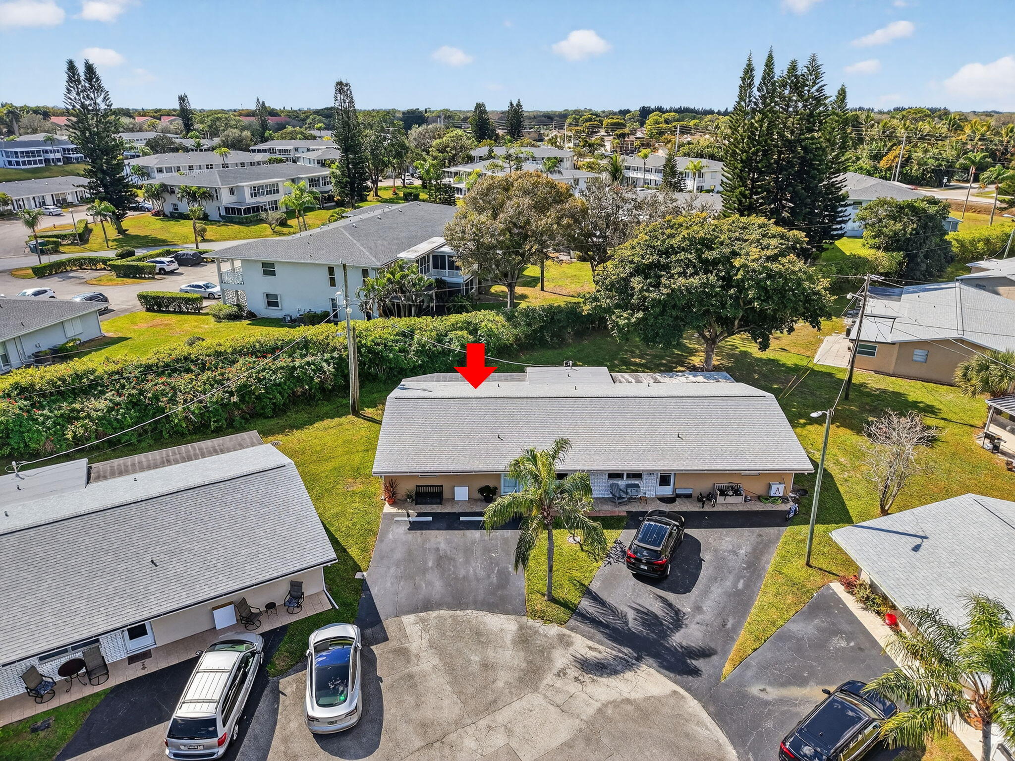 IMPERIAL VILLAS CONDO - Residential