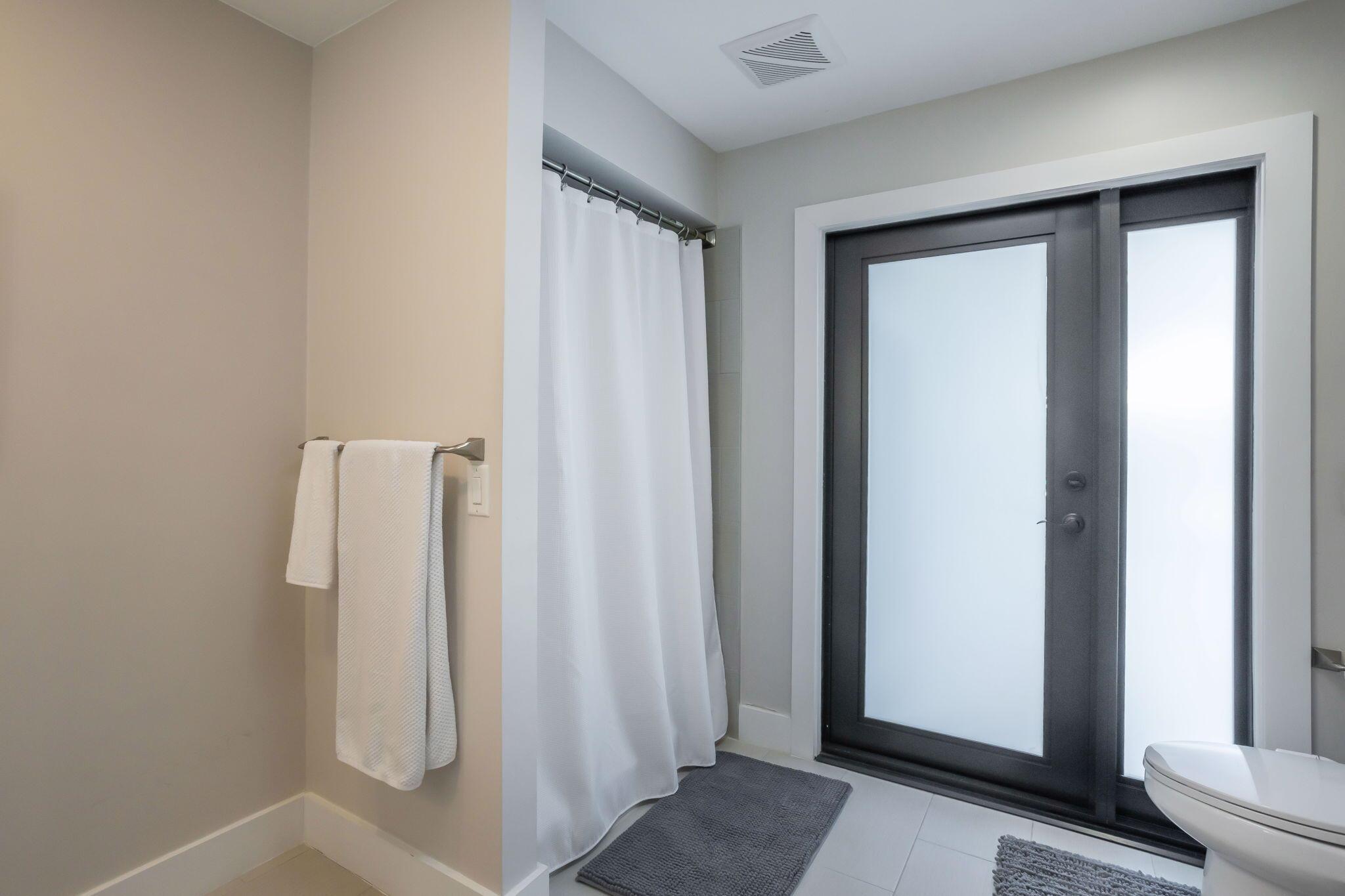 BOCA RATON BATH & TENNIS - Residential Lease