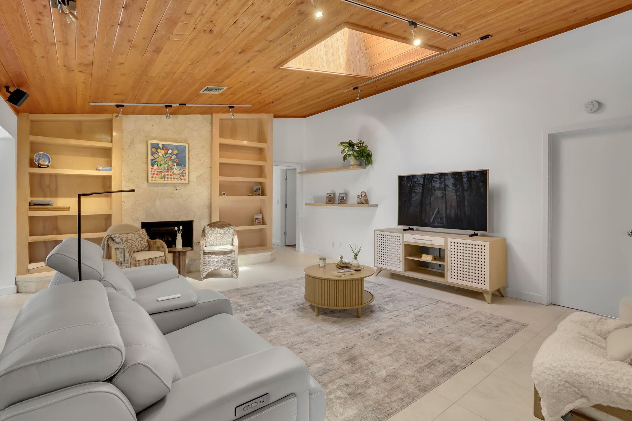 BOCA RATON BATH & TENNIS - Residential Lease