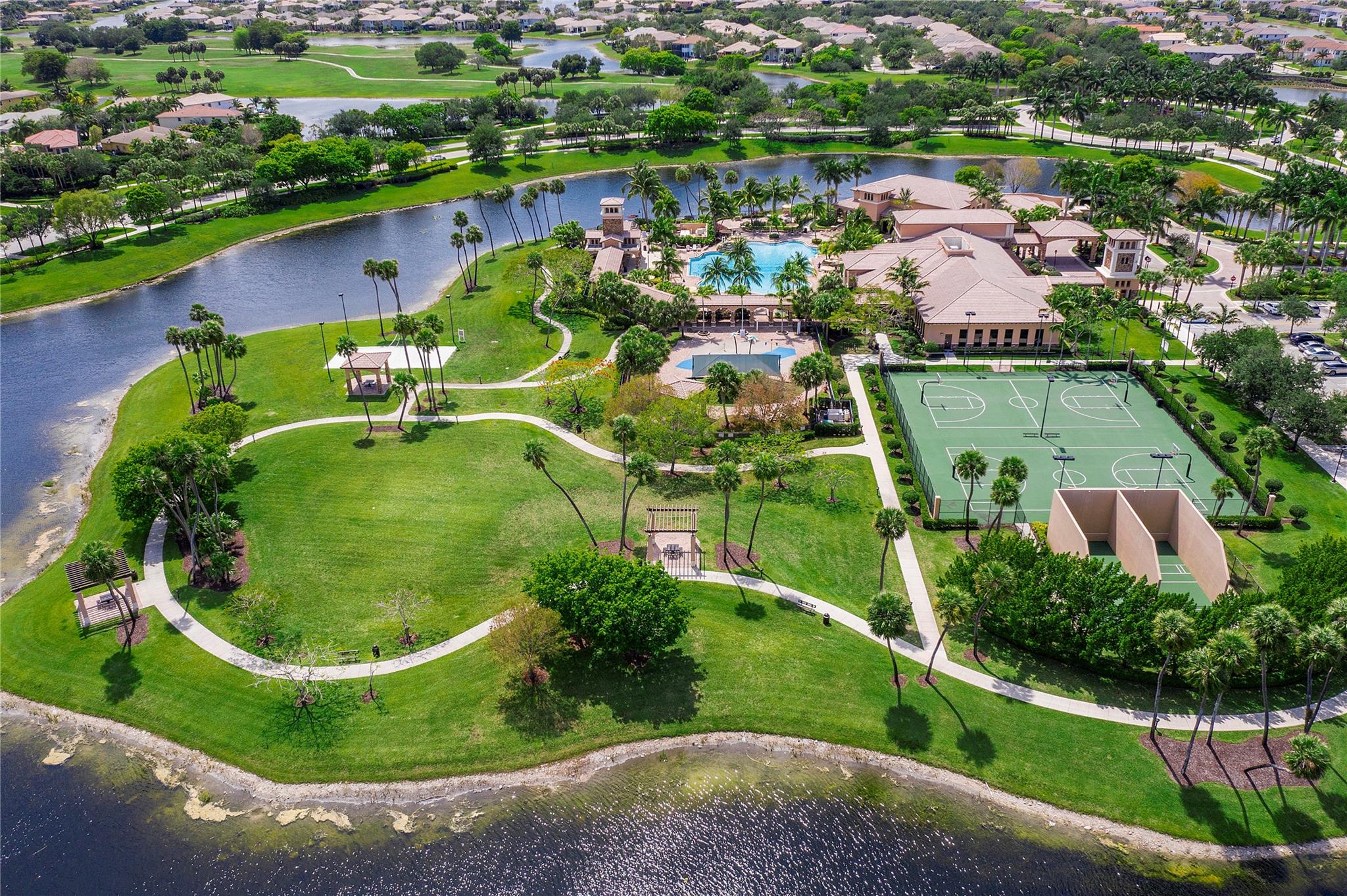 HERON BAY EAST - Residential