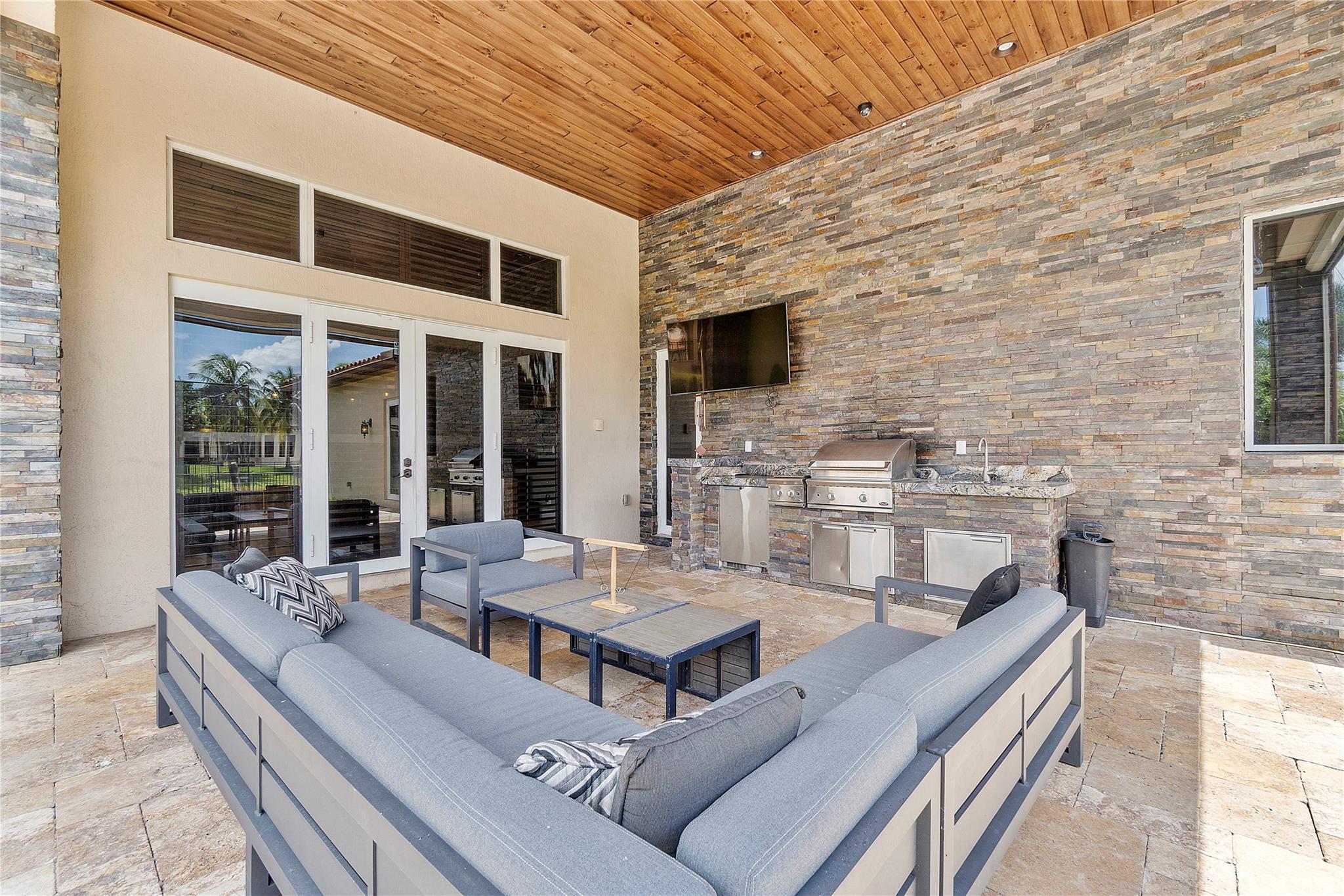 HERON BAY EAST - Residential