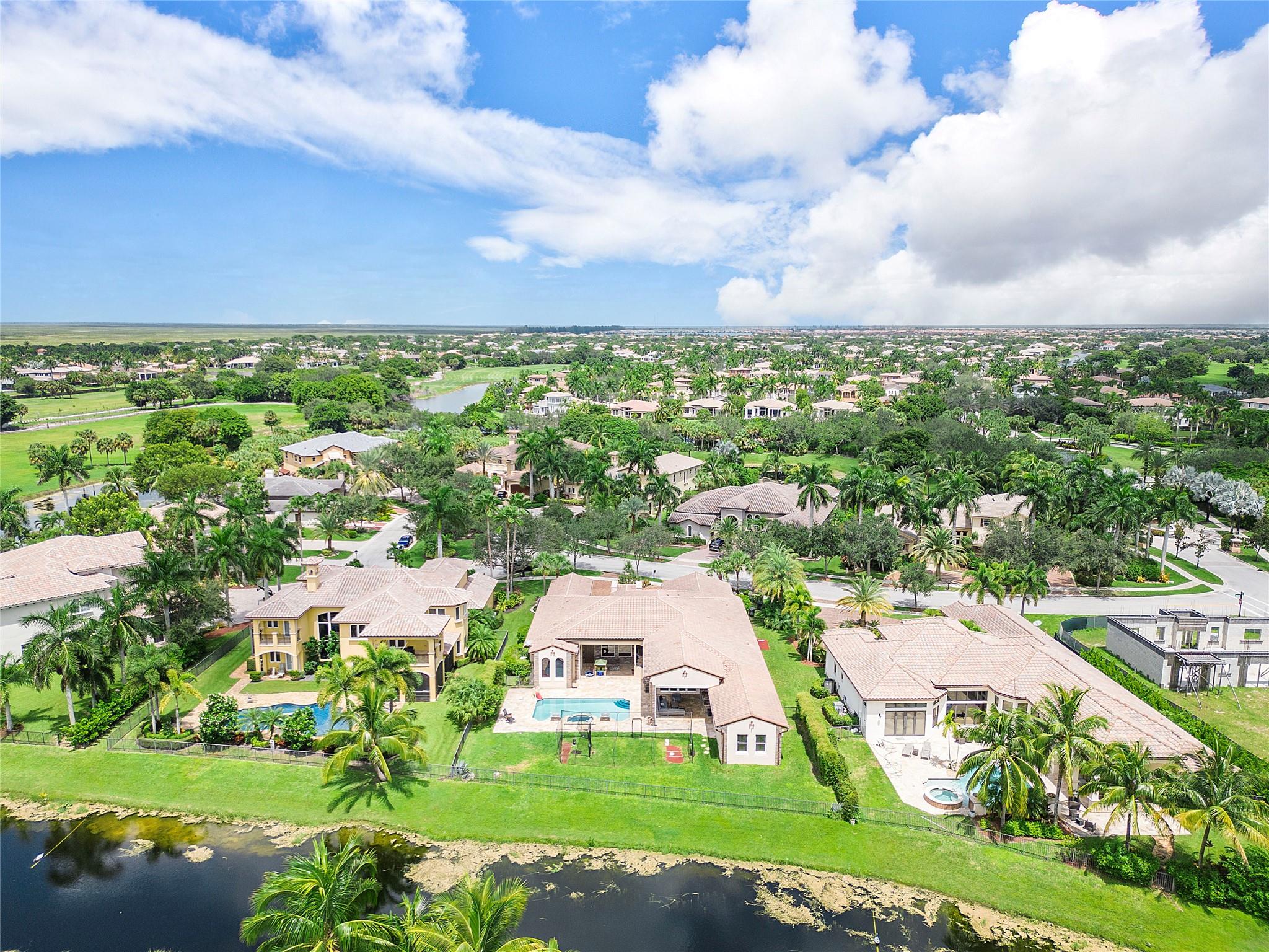 HERON BAY EAST - Residential