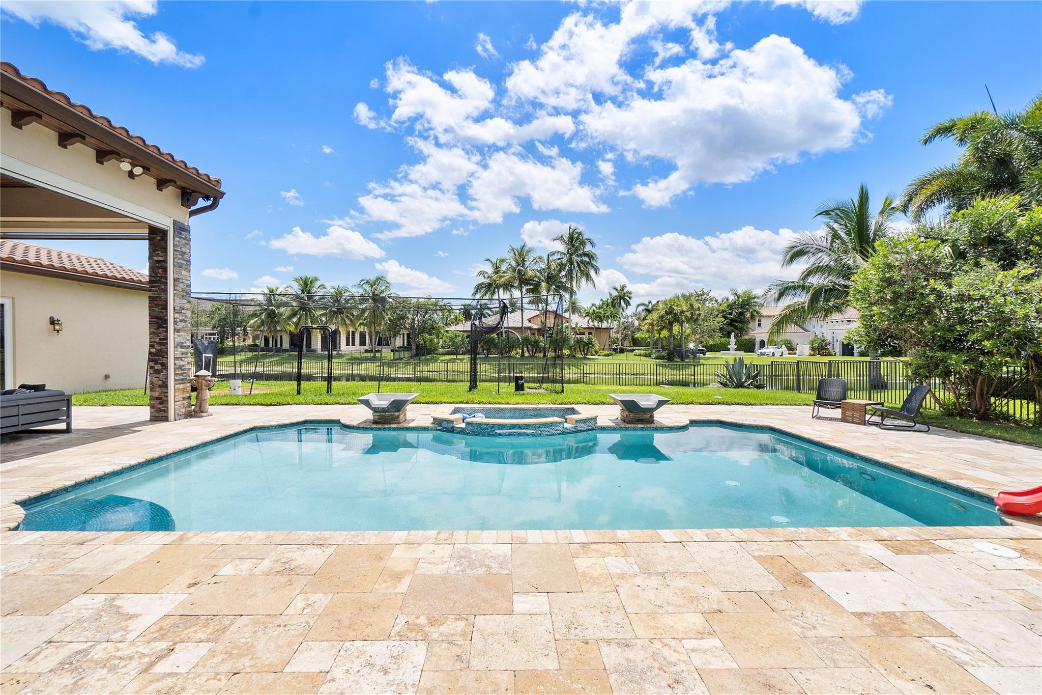 HERON BAY EAST - Residential