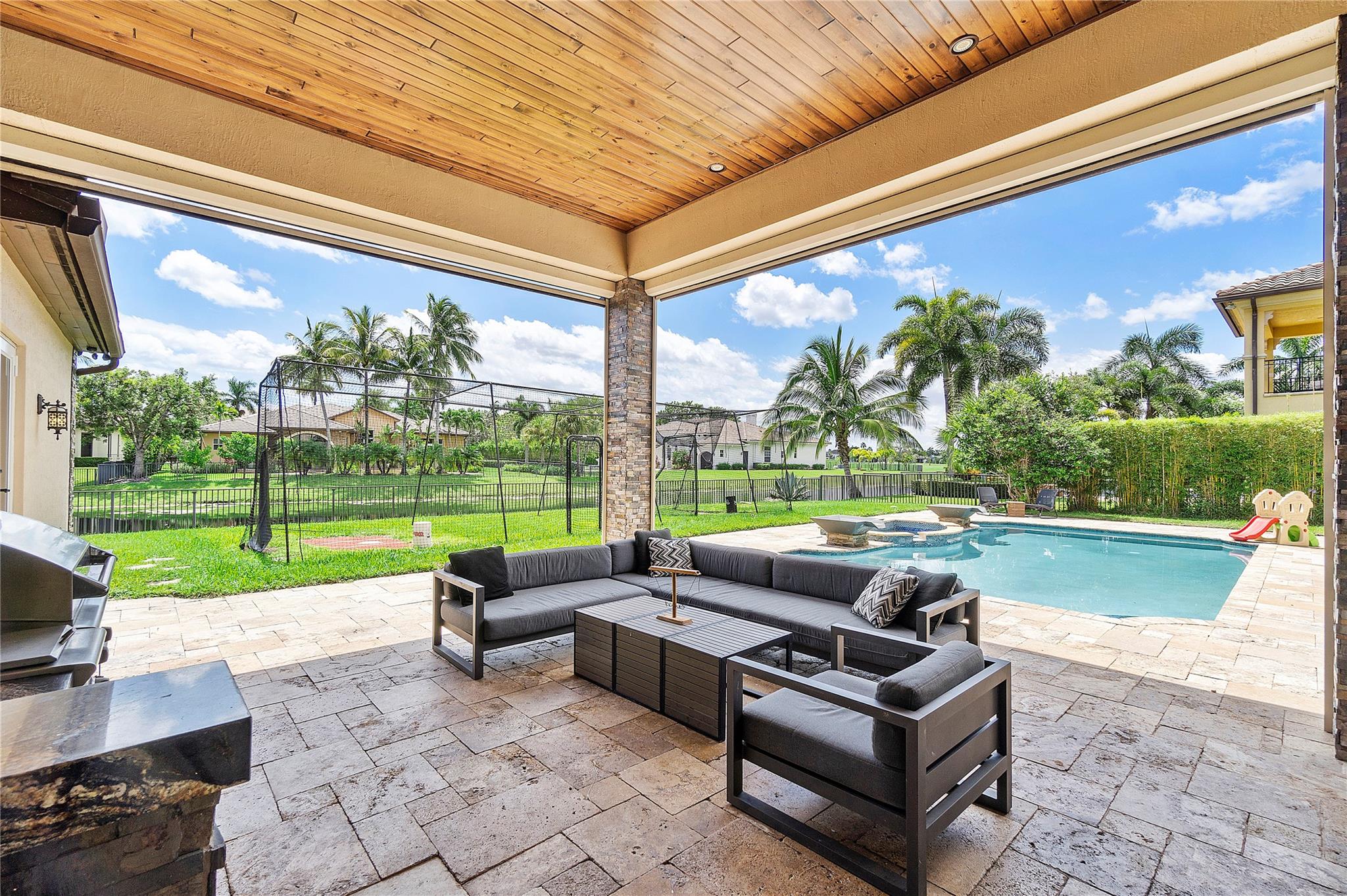 HERON BAY EAST - Residential