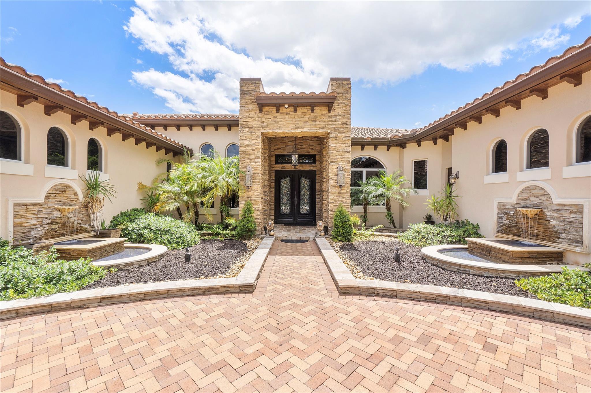 HERON BAY EAST - Residential