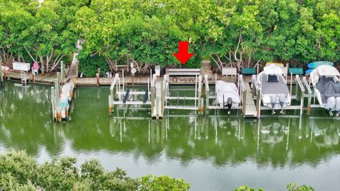 A home in Hutchinson Island