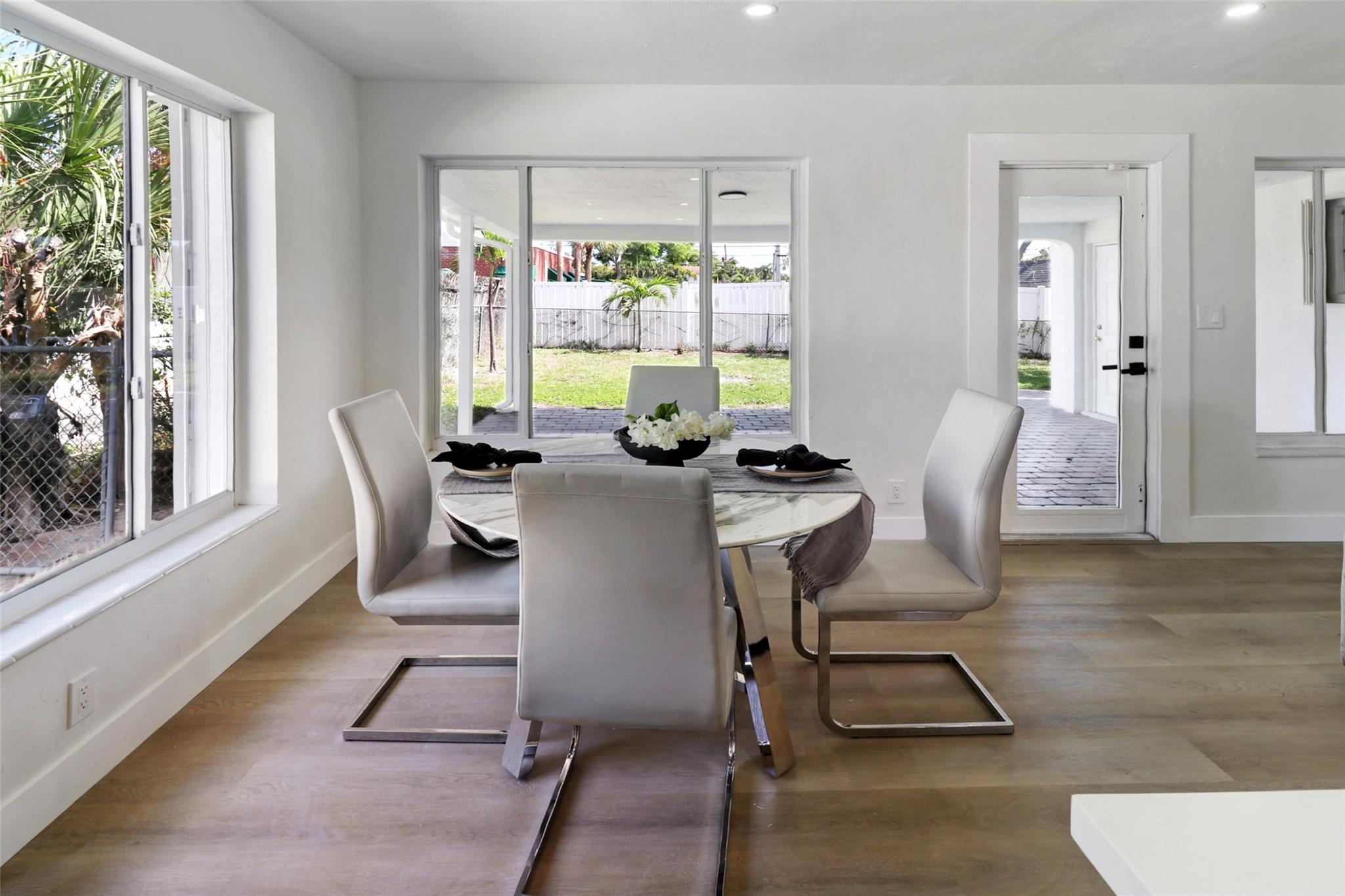 OCEAN DRIVE ESTATES - Residential