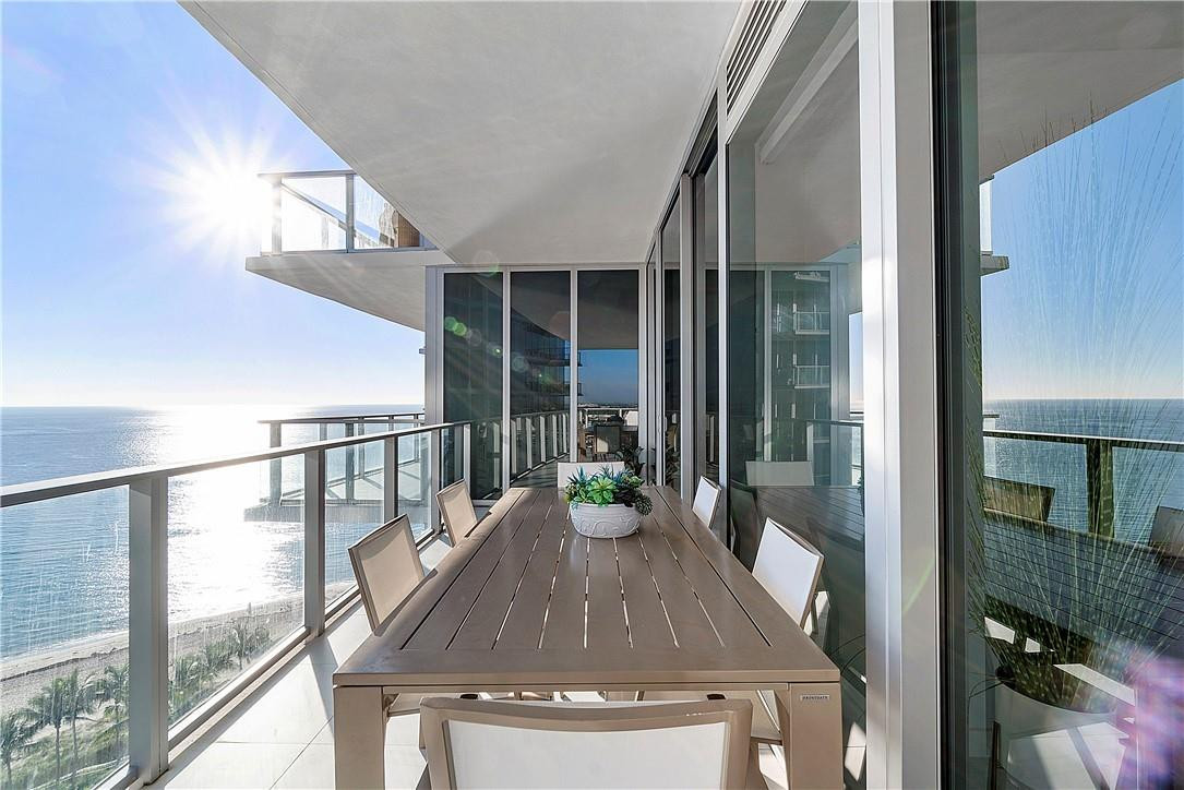 Auberge Beach Residences - Residential