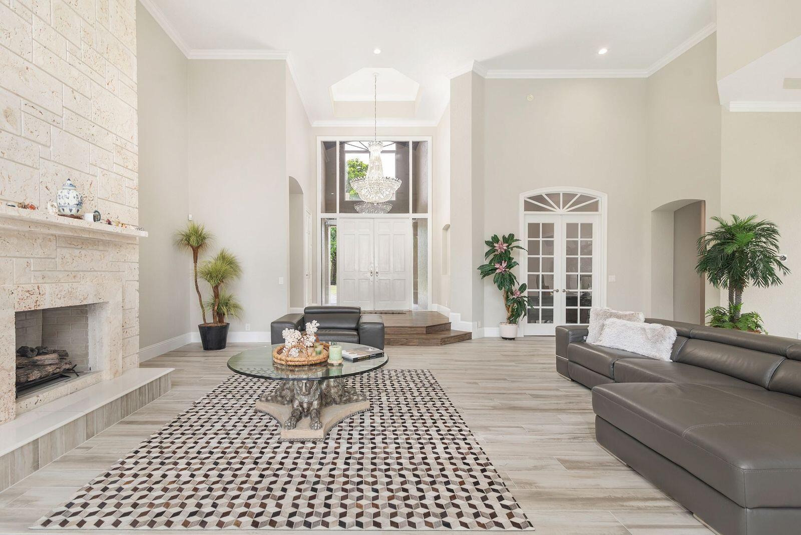 BREAKERS WEST 5 - Residential