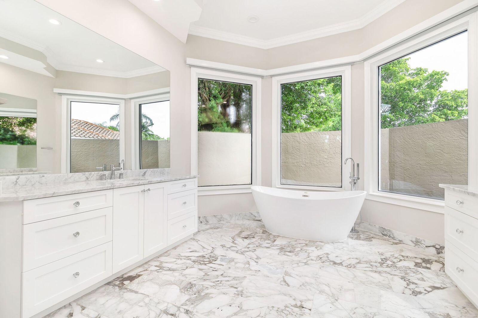 BREAKERS WEST 5 - Residential