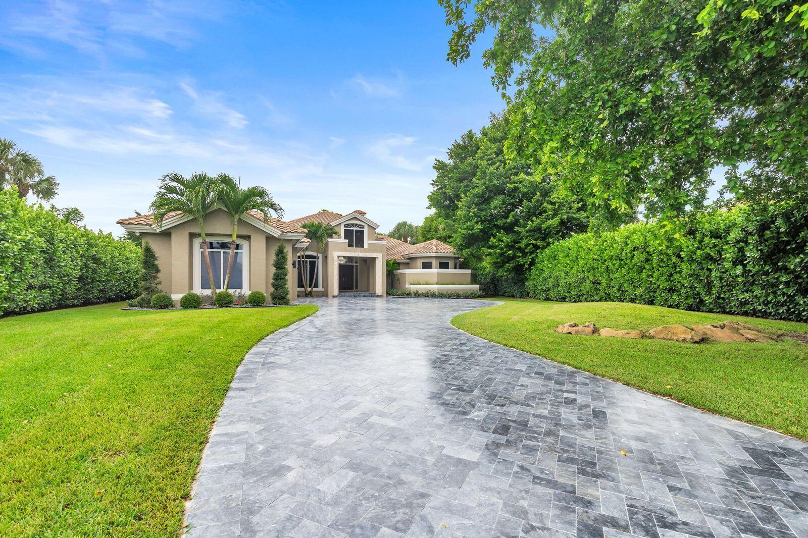 BREAKERS WEST 5 - Residential