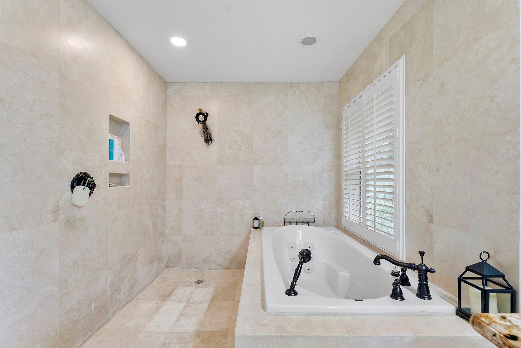 Venetian Isles 2nd Sec 45 - Residential