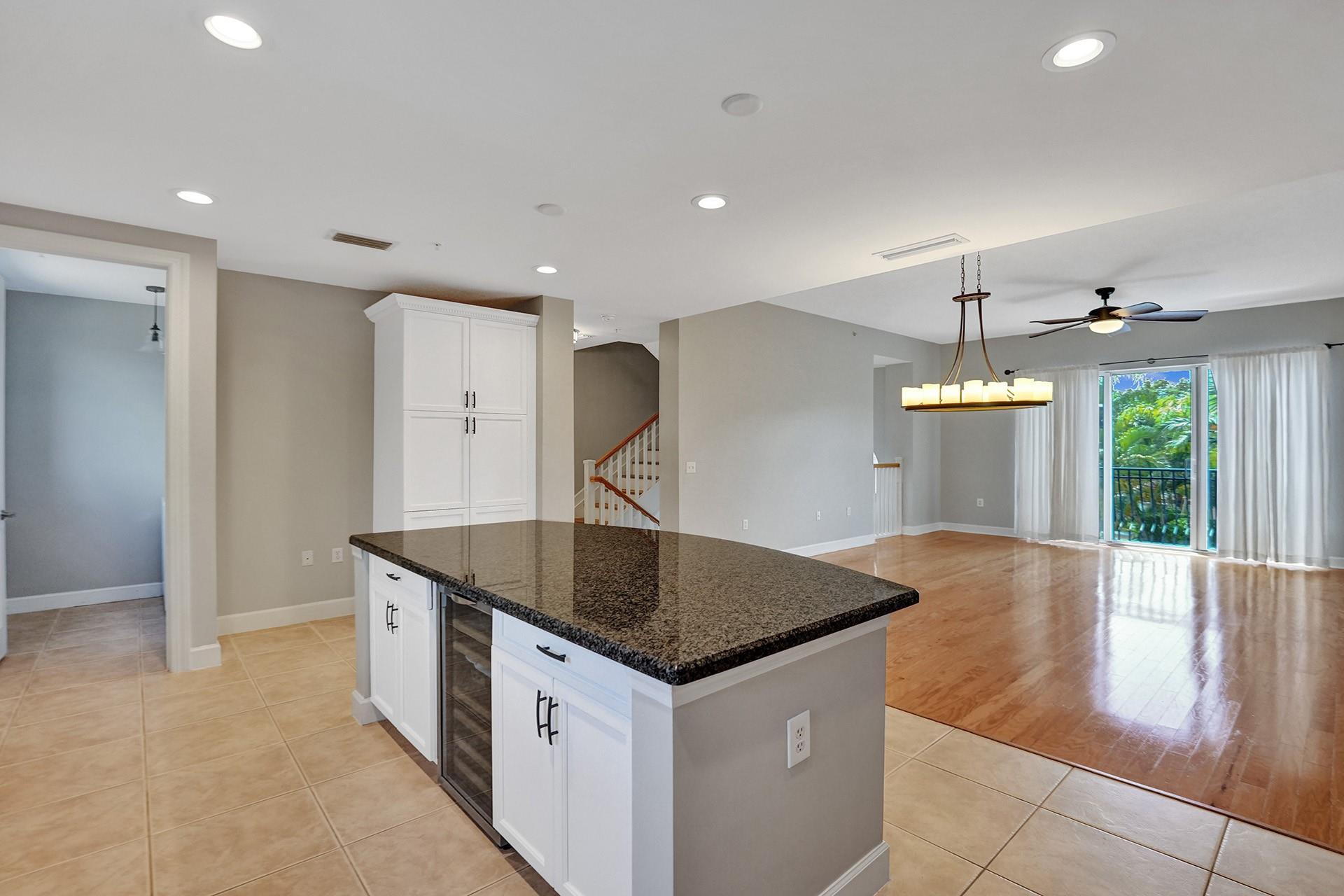 1861 Coral Heights Blvd 502