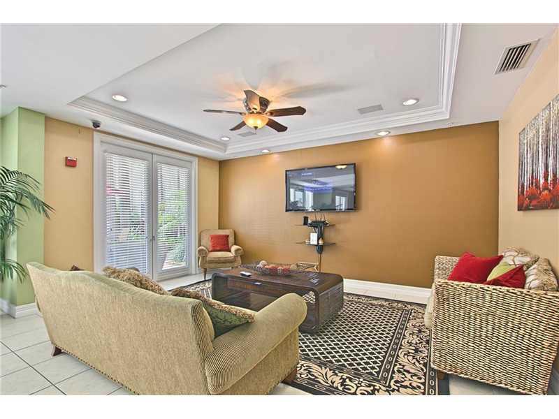 SOLE AT FORT LAUDERDALE - Residential Lease