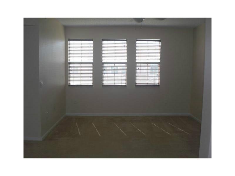 SOLE AT FORT LAUDERDALE - Residential Lease