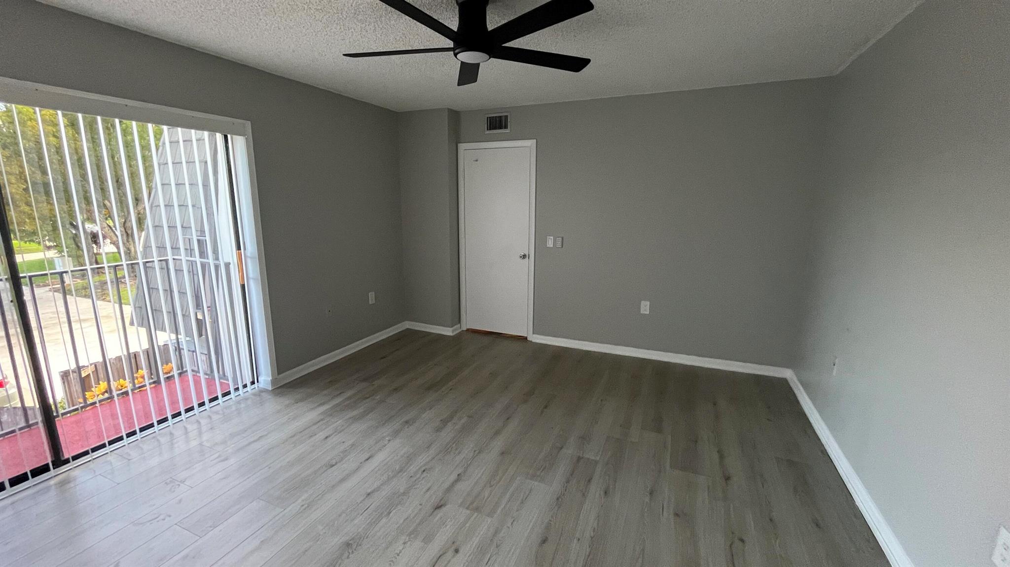 VILLAGE OF SANDALWOOD LAK - Residential Lease