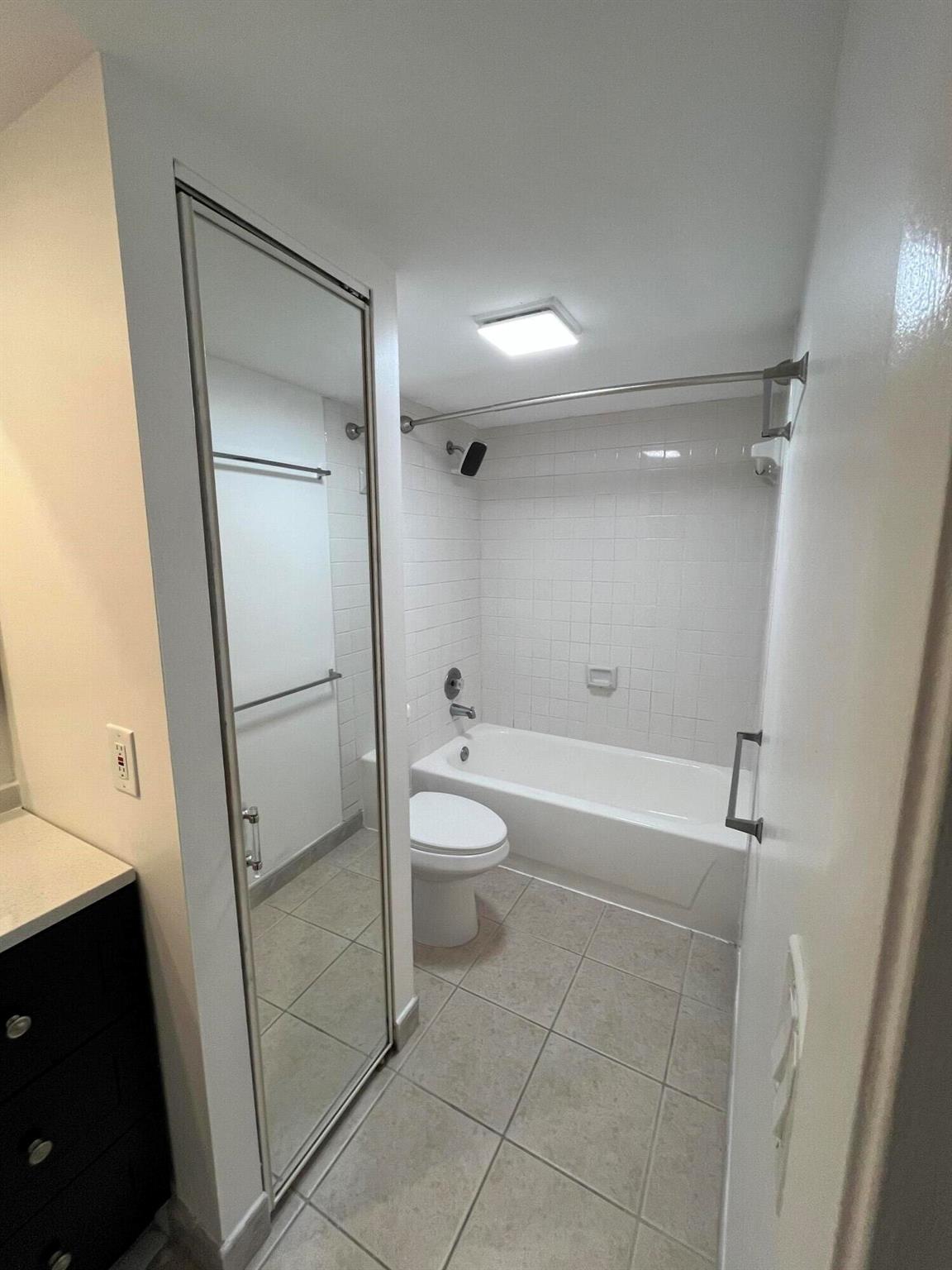 VILLAGE OF SANDALWOOD LAK - Residential Lease