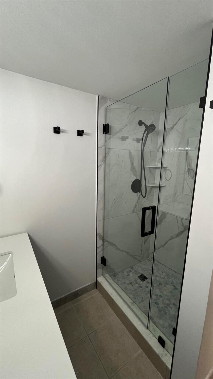 VILLAGE OF SANDALWOOD LAK - Residential Lease