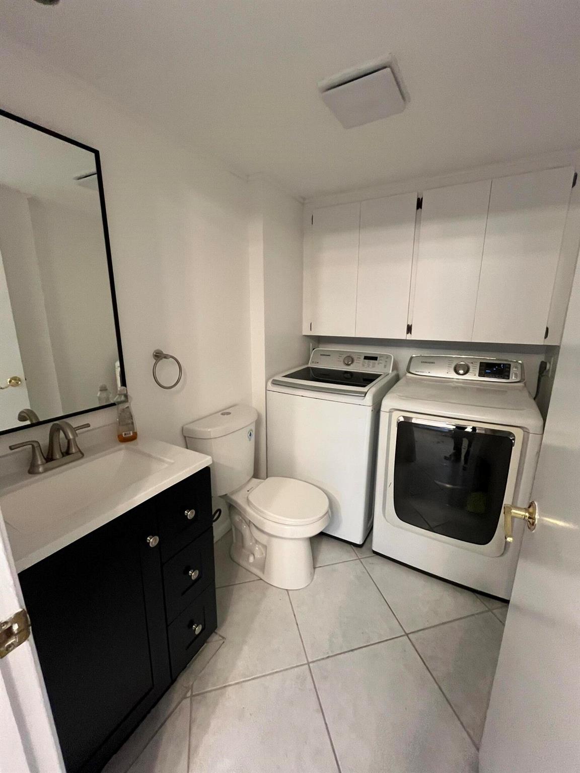 VILLAGE OF SANDALWOOD LAK - Residential Lease