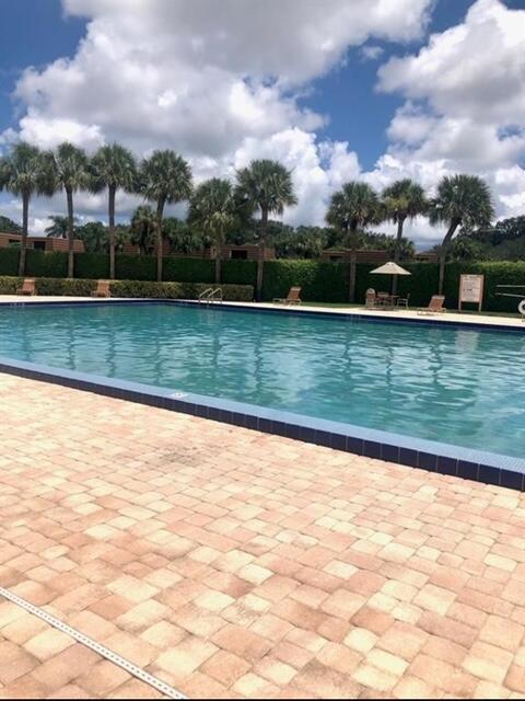 VILLAGE OF SANDALWOOD LAK - Residential Lease