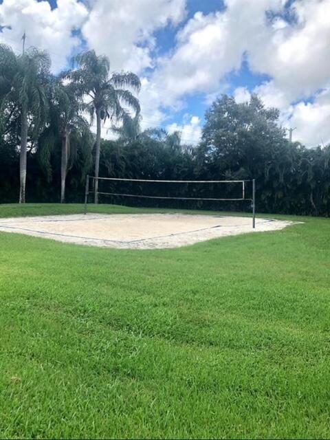 VILLAGE OF SANDALWOOD LAK - Residential Lease