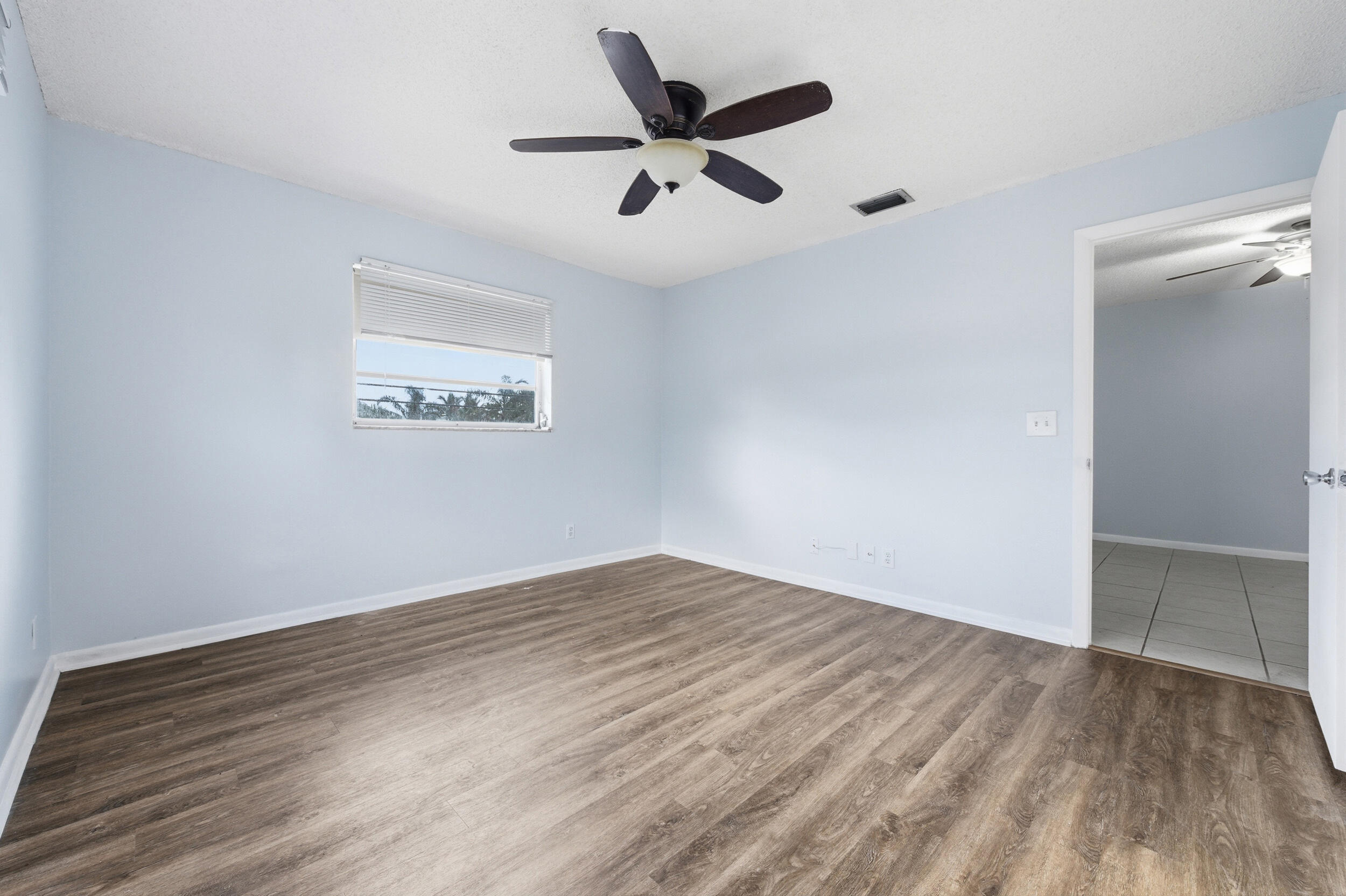 FOUR PALMS CONDO - Residential Lease