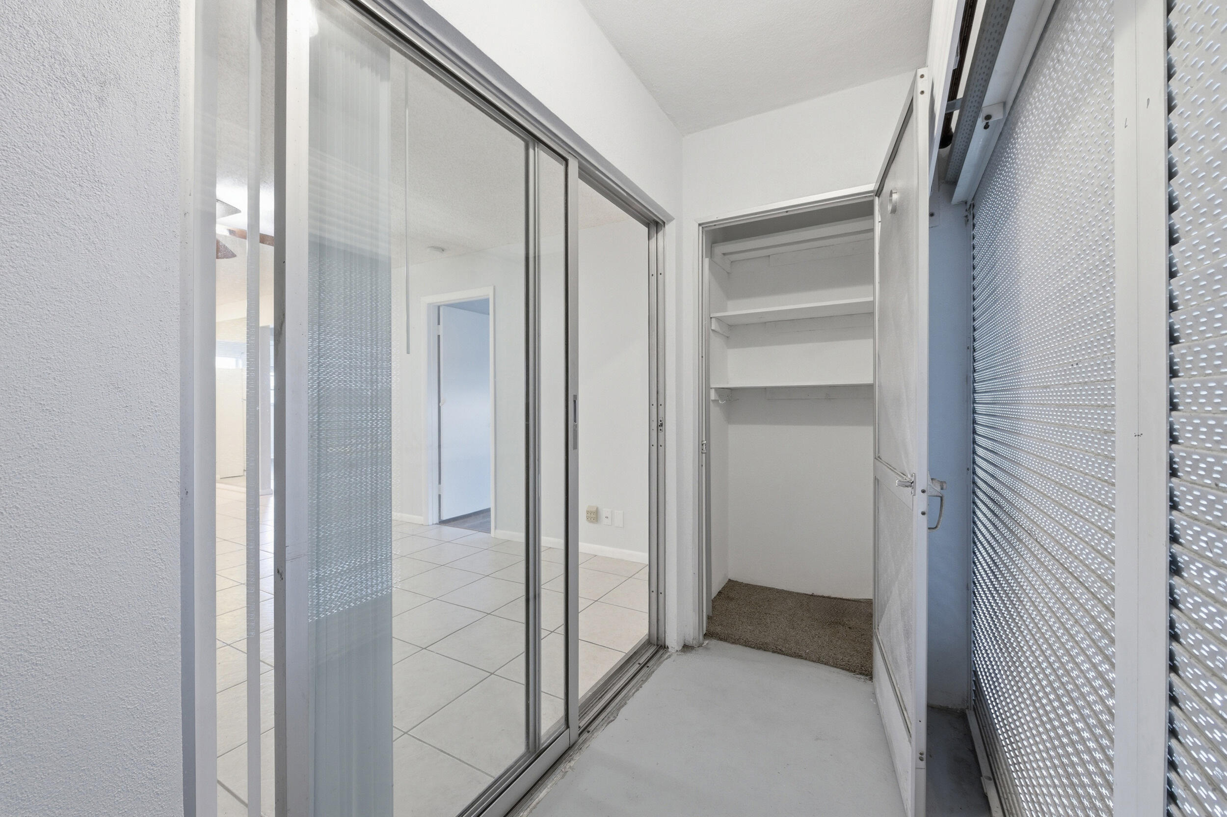 FOUR PALMS CONDO - Residential Lease