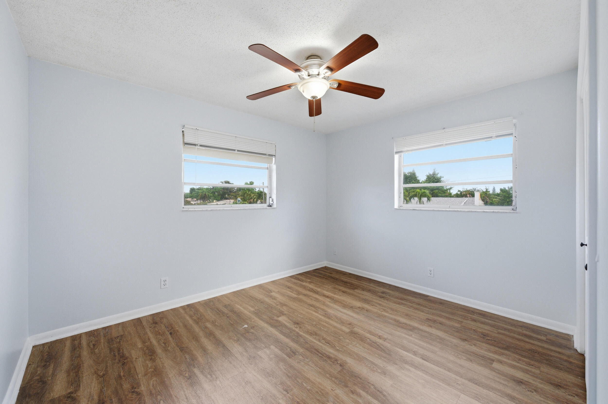 FOUR PALMS CONDO - Residential Lease