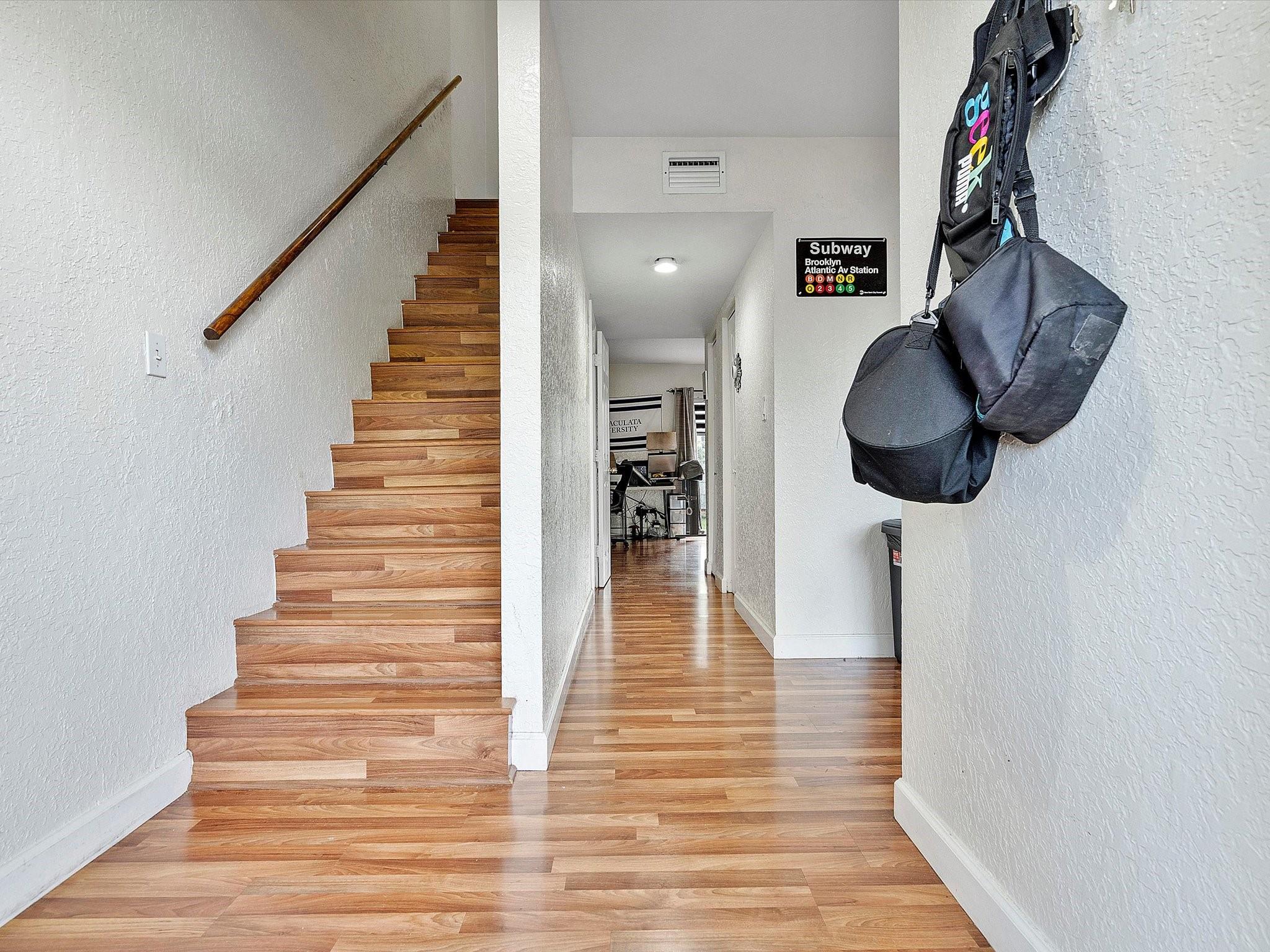 NORTH LAUDERDALE VILLAGE - Residential