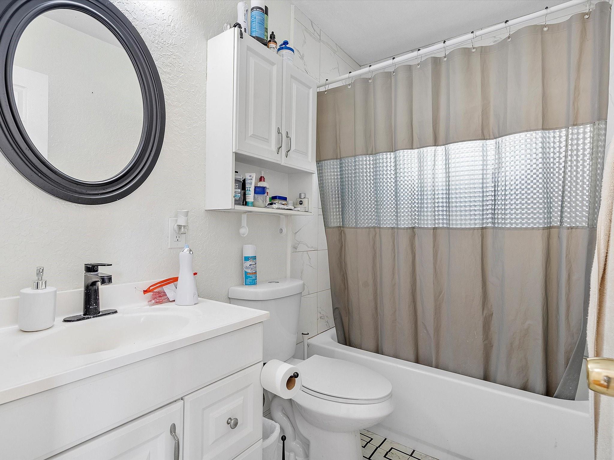 NORTH LAUDERDALE VILLAGE - Residential