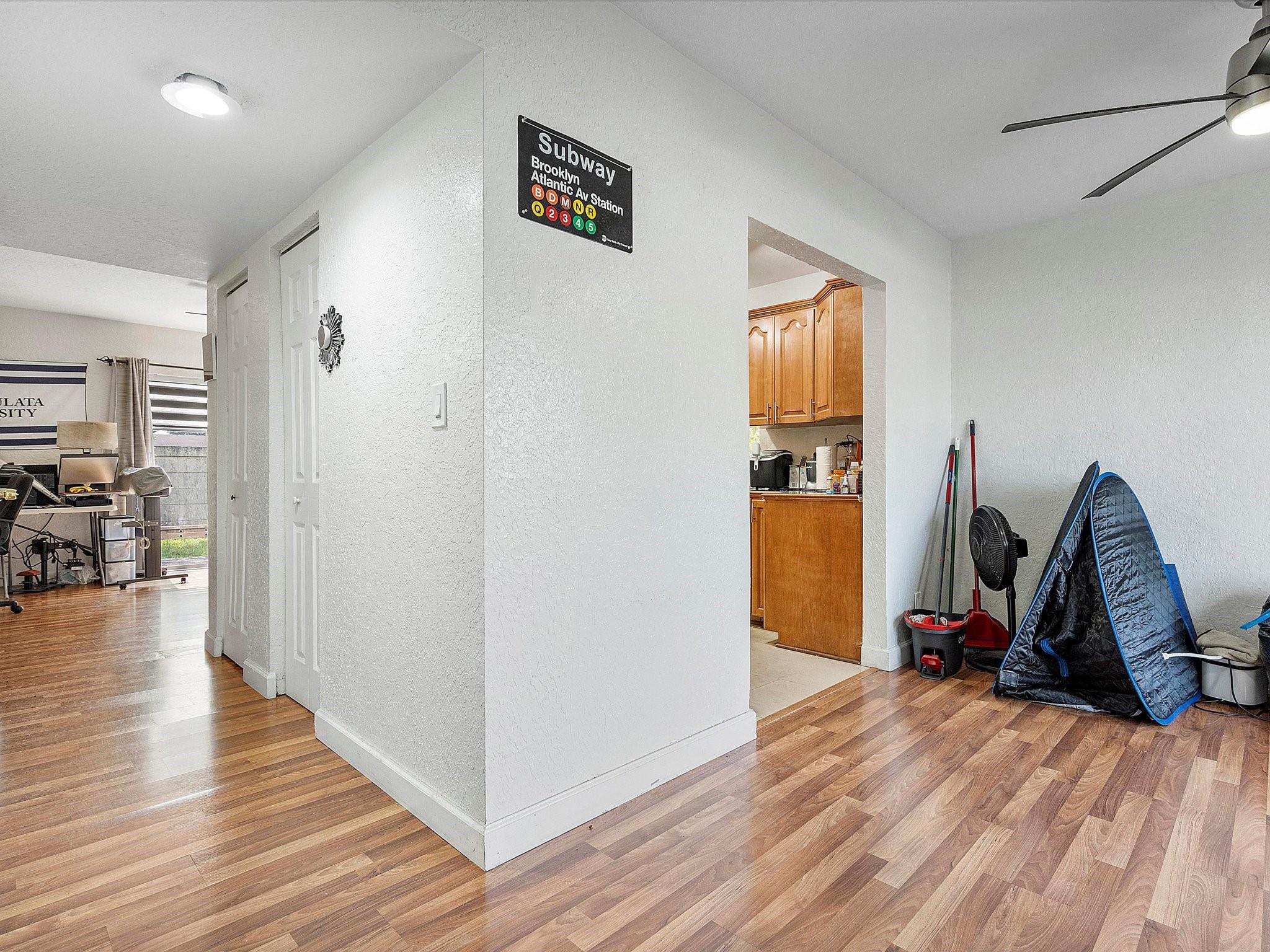 NORTH LAUDERDALE VILLAGE - Residential