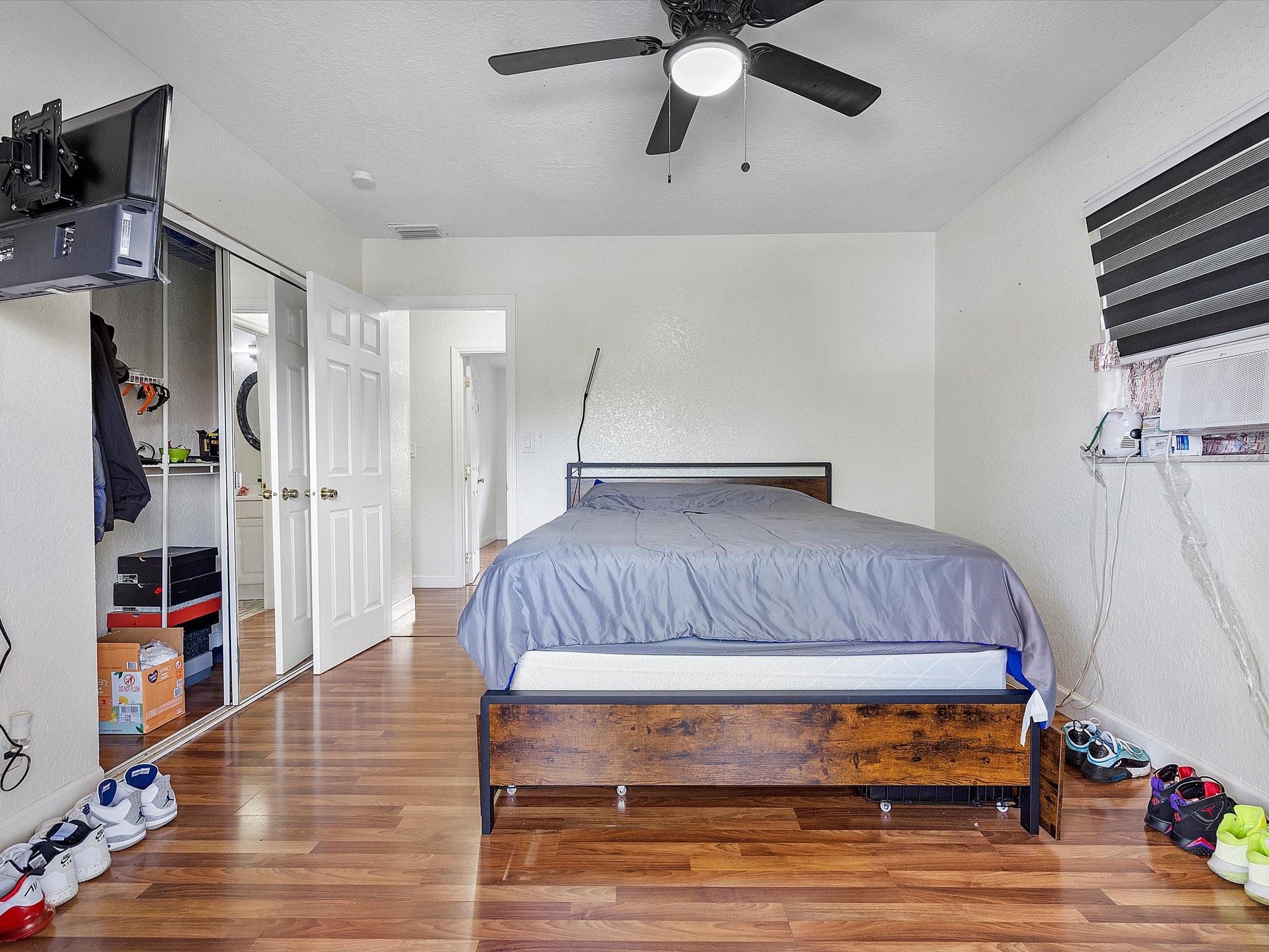 NORTH LAUDERDALE VILLAGE - Residential