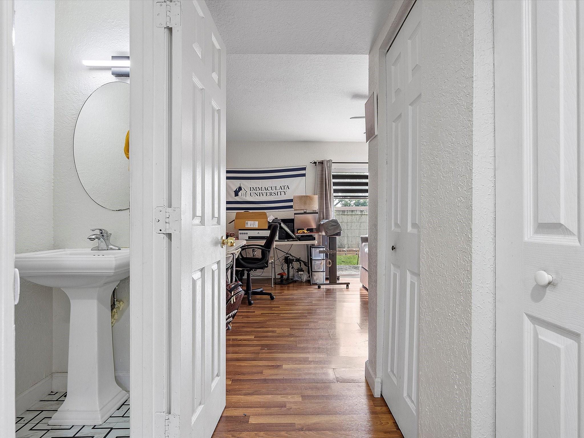 NORTH LAUDERDALE VILLAGE - Residential